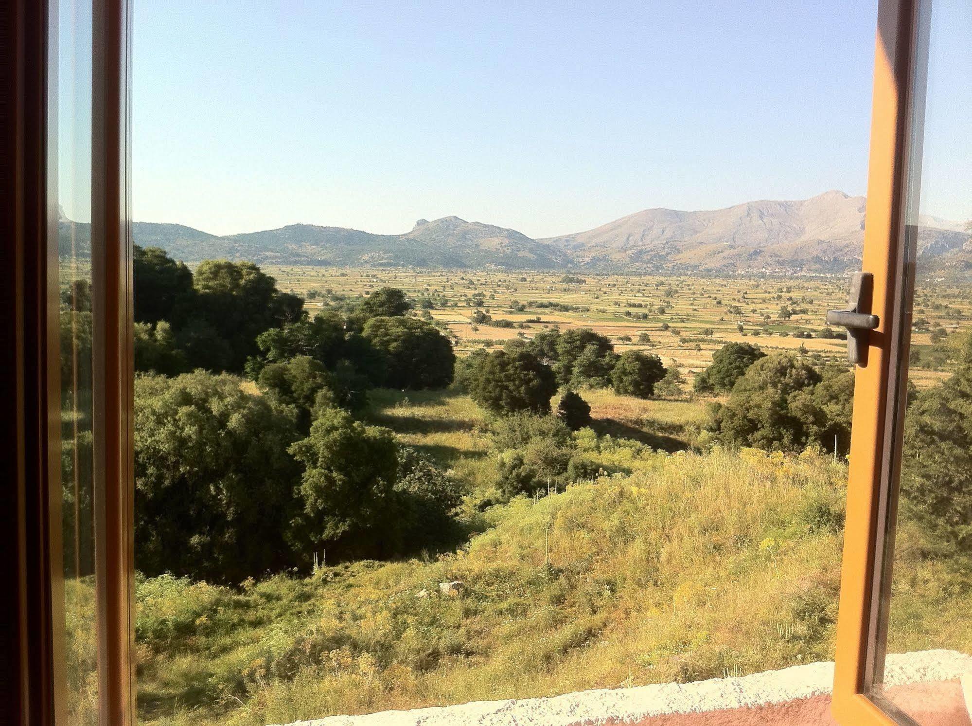Dionysus Lasithi Plateau Magoulás Eksteriør billede